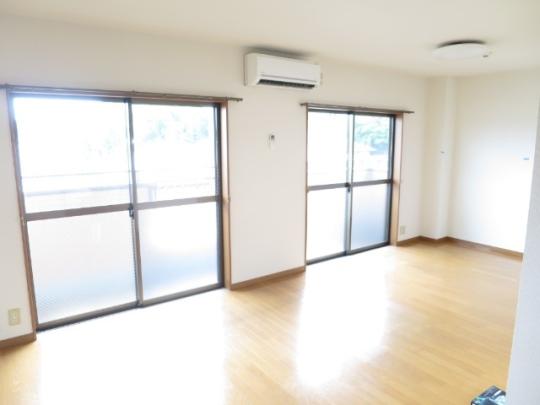 �y���̑��z�@���r���O