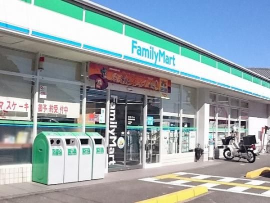 【周辺】　ファミリーマート高知福井東町店：692m