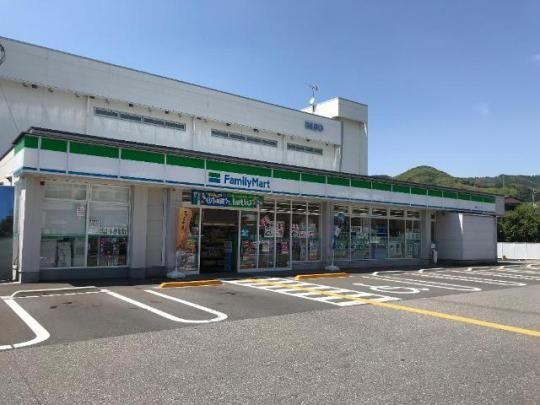 【周辺】　ファミリーマート高知インター店：980m